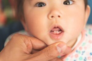 ”初めての１本”はどれ？乳幼児期～幼児期向け歯ブラシのご紹介