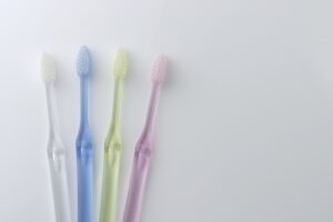 歯と口の健康週間（6月4日～10日）│正しい口腔ケアで健康寿命を延ばそう