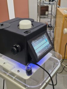 歯周病治療「ブルーラジカル」とは？導入半年で見えた効果とメリットを徹底解説